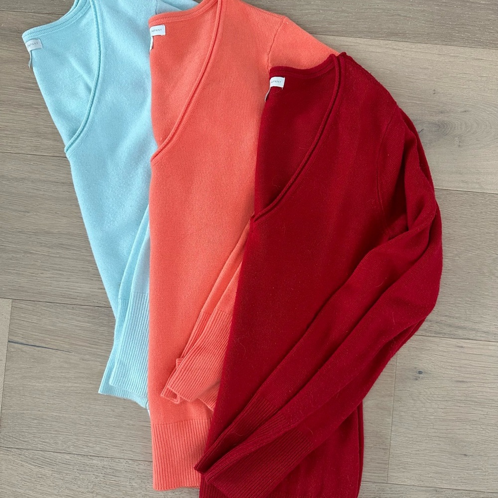 LOT (3) NY & CO SWEATERS - RED, ORANGE, BLUE - SIZE XS